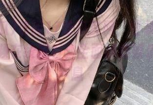 访问17吃瓜官网，登录后尽览热门视频在线观看，全面捕捉娱乐热点消息