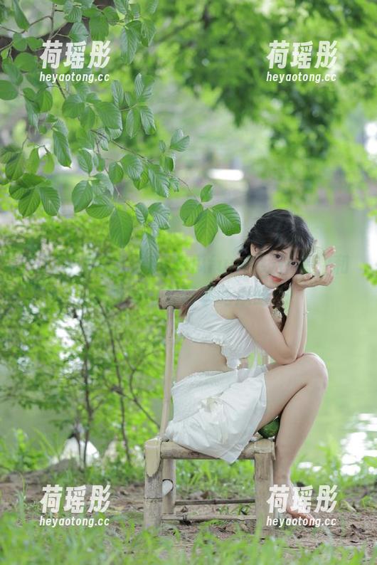 点击51吃瓜fun在线链接，和小姐妹一起畅享吃瓜时光