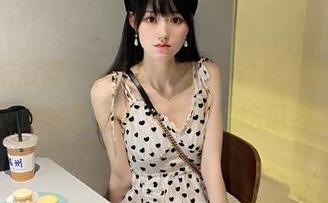 安卓用户登录51吃瓜网，尽享免费观看美女，真正的吃瓜神器！