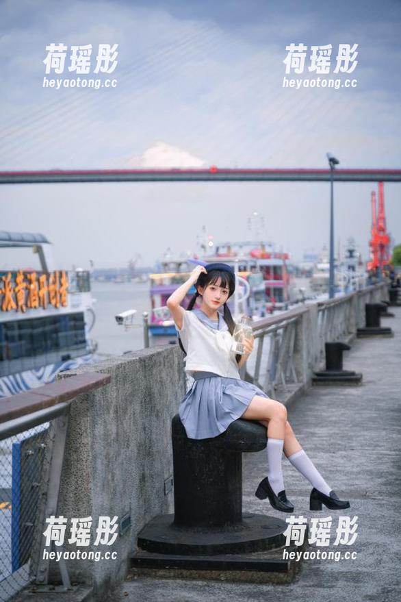 在91.cg.com网站少女们畅享特别的吃瓜快乐
