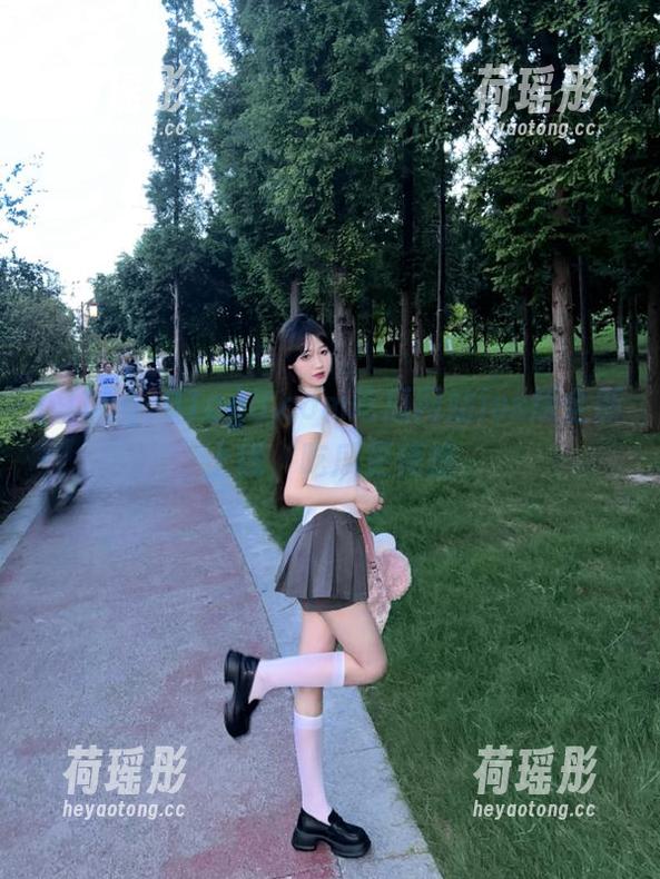 91cg8.com吃瓜网站ios版全新上线，吃瓜更便捷