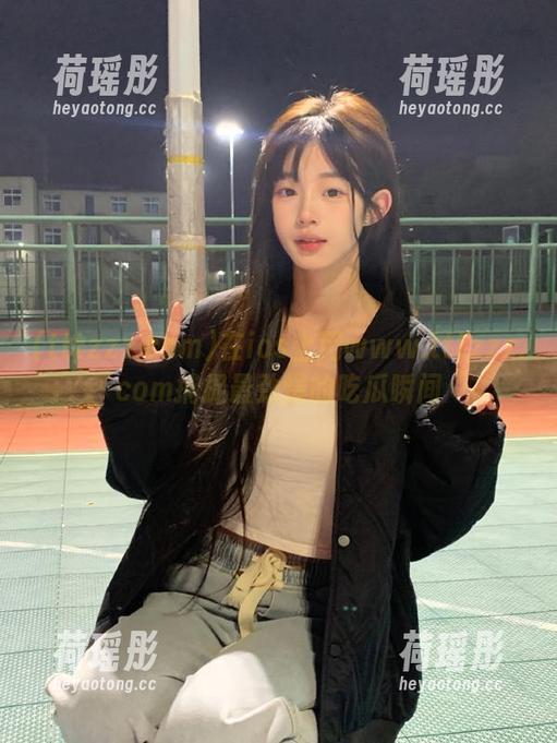 在ios上用www.tttzzz.com捕捉最劲爆的吃瓜瞬间