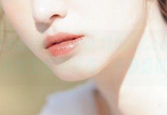 www.tttzzz.com网页超火女生吃瓜神器，不容错过！