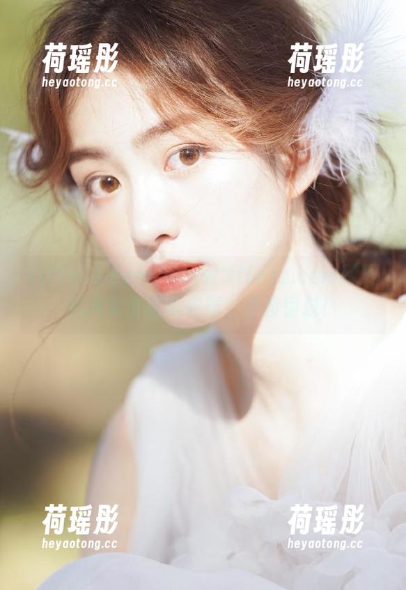 www.tttzzz.com网页超火女生吃瓜神器，不容错过！