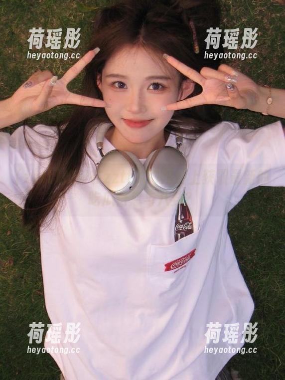 如何在zztt333网站上获取最新的吃瓜信息与八卦？