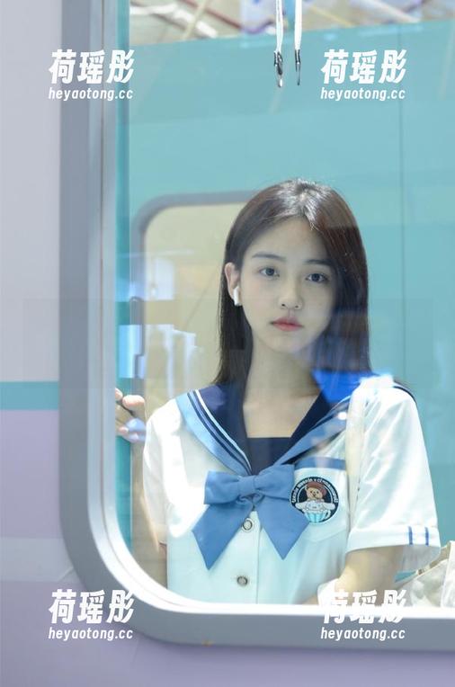 在“九一吃瓜”网页上，随时随地获取与朋友分享的精彩吃瓜内容！