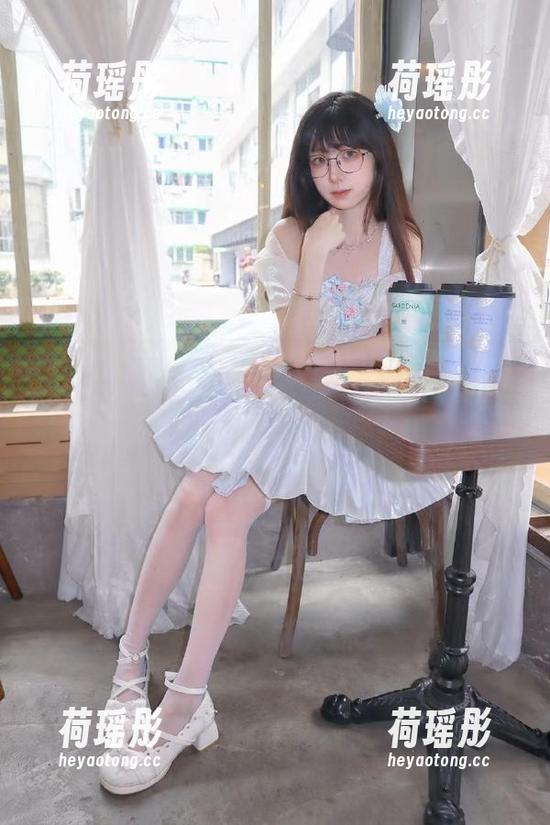“吃瓜天堂”等你来分享你与瓜类的故事，让美味与快乐在这一刻交汇！