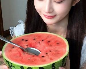 在线获取最新热点，吃瓜网下载助你成为最懂时事的吃瓜群众