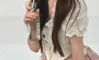 专业的明星黑料网站，登录畅览不容错过的娱乐爆料