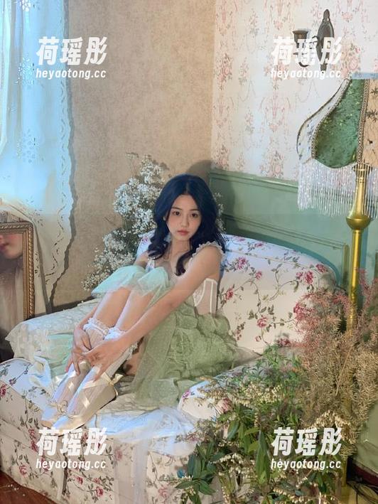 每日吃瓜黑料，免费分享圈内秘闻，颠覆你对明星的认知