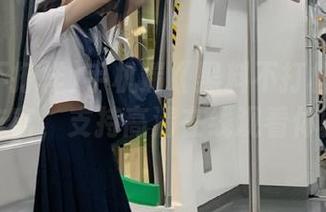 手机端《黑料不打样》资源丰富，支持高清在线观看体验