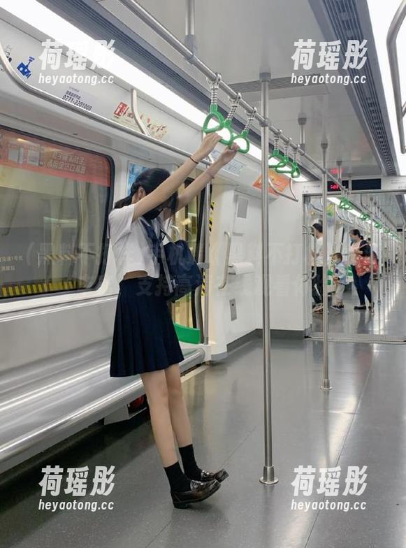手机端《黑料不打样》资源丰富，支持高清在线观看体验