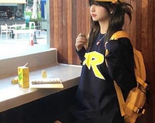 热门聚焦！黑料吃瓜网首页带你吃瓜不打烊，追踪娱乐圈每一条热搜动态！