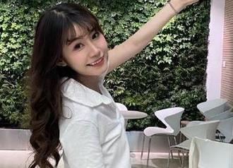 女生们注意了！《黑料正能量》首页的黑料不打烊，让我们一起吃瓜吧！