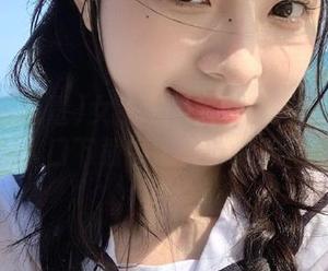 女生必看！好莱污黑料正能量入口下载中心官网最新消息