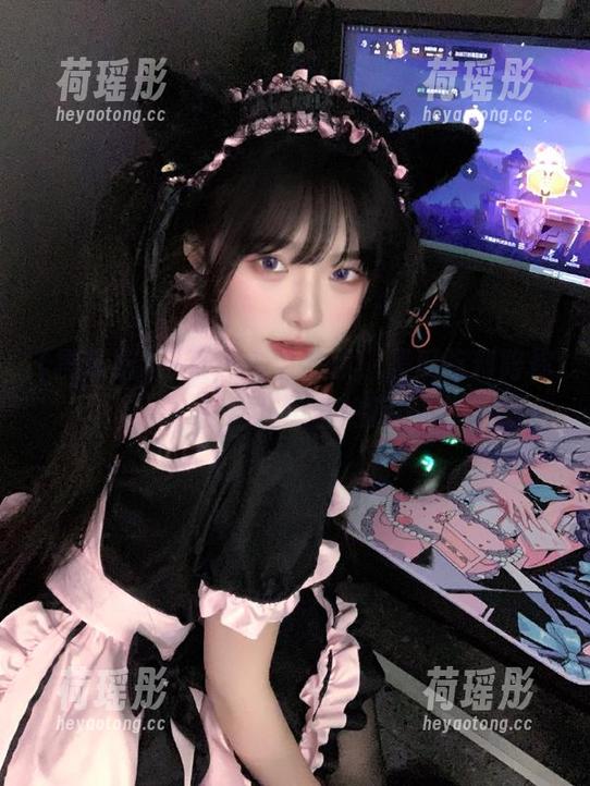 直达热点焦点，黑瓜吃料陪你一起吃瓜看热闹